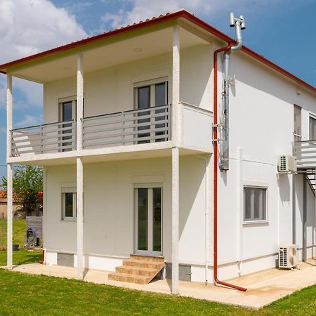 Countryside Apartments First Floor Τρίκαλα Εξωτερικό φωτογραφία